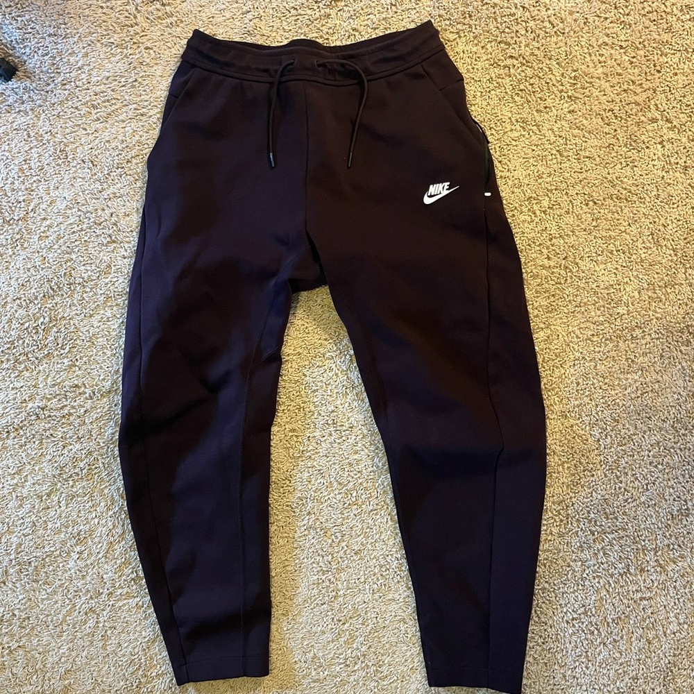Dark Purple Nike Men’s Tempo Sweats